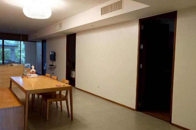 ขายคอนโดชานทะเล 3 ห้องนอนสระน้ำในตัวราคาดีที่สุดโทร 061-9419-639