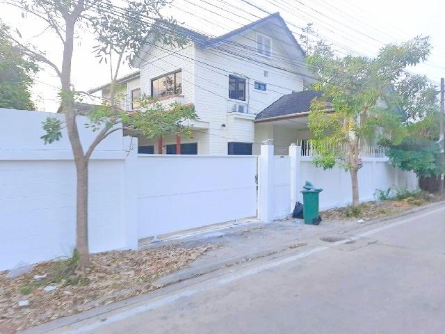 เมกะ บางนา 2.6 กม. ตลาดกิ่งแก้ว 1.2กม. ให้เช่า-ขาย คฤหาสน์ 2 ชั้น 150 ตร.วา. 350ตร.ม. 3-5นอน พร้อมเฟอร์ บางนา-ตราด กิ่งแก้ว