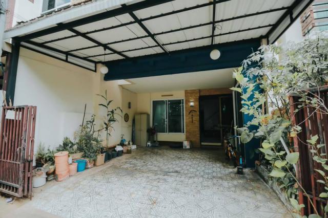 ขาย Town home หมู่บ้านธนาพัฒน์ เฮ้าส์ สาทร-นราธิวาสฯ ราคาดีทำเลดีโทผึ้งรติ0619419639