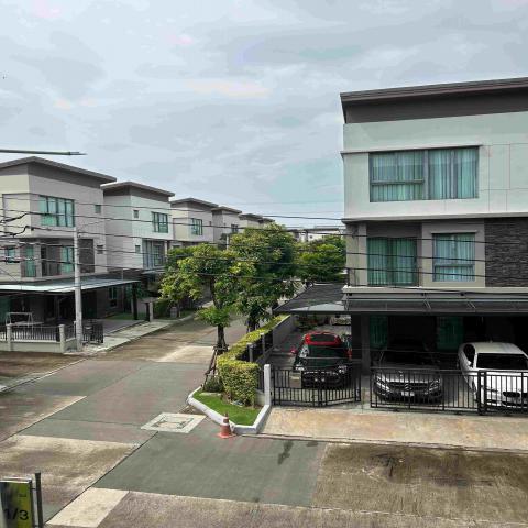 ขายบ้านกลางเมืองดิอิดิชั่น บางนา วงแหวน 3ชั้น พร้อมอยู่ เขต ประเวศ กรุงเทพ