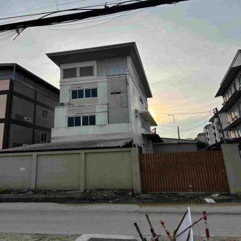 ขายโฮมออฟฟิศ ซอยศรีด่าน 22 พัฒนาชุมชน 1 ขนาด100 ตรว. บางพลี สมุทรปราการ