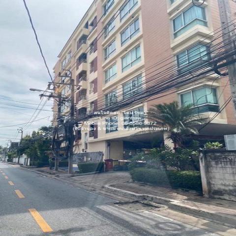 คอนโดฯ ชาโตว์ อิน ทาวน์ เมเจอร์ รัชโยธิน CHATEAU IN TOWN MAJOR RATCHAYOTHIN 39square meter 1 BR 2290000 BAHT.   เดินทาง สะดวก เป็นคอนโดพร้อมอยู่ที่มีการตกแต่งภายในเพิ่มเติมได้แบบเรียบหรู และมีทำเลสวยสามารถมองเห็นวิวเมือง พร้อมพื้นที่ส่วนกลาง และสิ่งอ