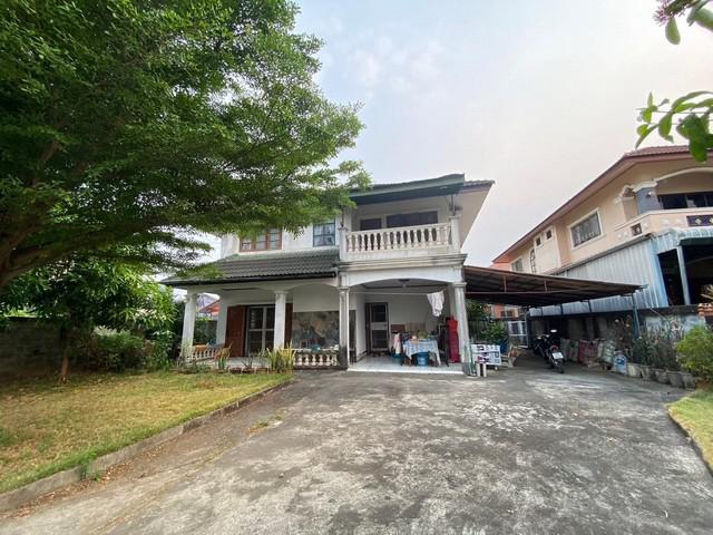ขายบ้านพร้อมที่ดิน หมู่บ้านปิยะพร อำเภอแม่สาย จังหวัดเชียงราย เนื้อที่ 126 ตารางวา