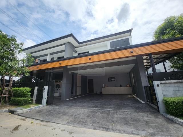 ให้เช่าบ้านเดี่ยว Pool Villa 375 ตรม. 5 ห้องนอน The City Bangna-KM.7 (เดอะซิตี้บางนา กม7) สระว่ายน้ำส่วนตัว หลังเมกะบางนา