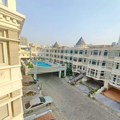 ARLมักกะสัน 570กม.MRTเพชรบุรี 550ม. สุขุมวิท ให้เช่าทาวน์เฺฮาส์หรู 4 ชั้น 530 ตร.ม.33 ตร.วา.ใจกลาง.4 นอน เทอร์มินัล 21 1.2 กม.