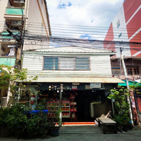 ขายบ้านเดี่ยว 2 ชั้น ทำเลทอง ใจกลางเมืองย่านรัชดา เขตห้วยขวาง จังหวัดกรุงเทพมหานคร
