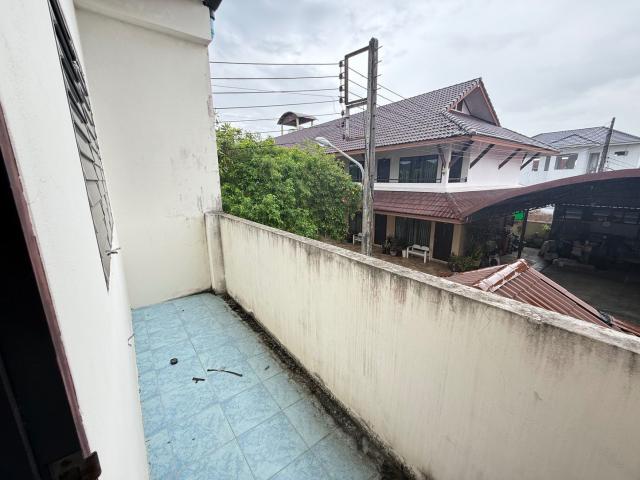 ขายทาวน์เฮ้าส์ 2 ชั้น ห้องมุม ทำเลทอง ตำบลในเมือง อำเภอเมือง จังหวัดนครศรีธรรมราช