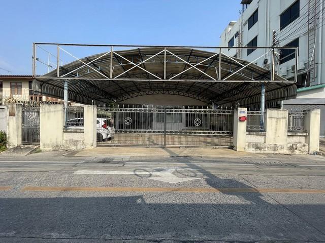 ให้เช่าบ้านเดี่ยว 2 ชั้น ซอยลาดพร้าว 94 ทาวน์อินทาวน์ ใกล้MRTลาดพร้าว83