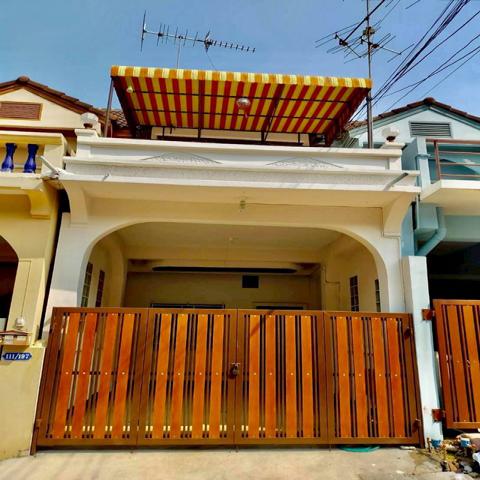 .ทาวน์โฮม 2 ชั้นเซ็นทรัล พระราม 2 3 กม. ติดถนนพระราม2 66-70 บิ๊กซี พระราม 2 500 ม 2 น้ำ 28 ตร.วา. 228 ตร.ม. 3 นอน พร้อมเฟอร์ แอร์ 2 ตัว