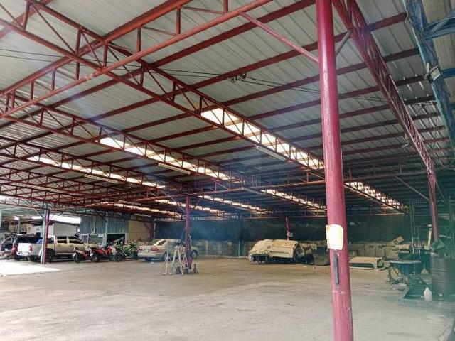 ให้เช่าพื้นที่ 354 ตร.ม. วิภาวดี 36 พร้อมโครงหลังคา และสำนักงาน เหมาะทำที่พักจอดรถ เต้นท์รถ คลังสินค้า สำนักงาน หรืออื่นๆ