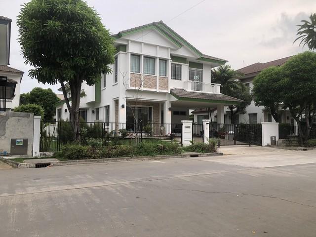 HR 6070 ให้เช่าบ้านเดี่ยว 2 ชั้น หมู่บ้านมัณฑนาอ่อนนุช วงแหวน 2 ย่านสุขาภิบาล 2 ยินดีรับชาวต่างชาติและรับสัตว์เลี้ยง
