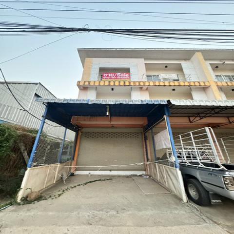 ขายขาดทุนอาคารพาณิชย์ 3 ชั้น ติดถนนสายแม่สอด-อุ้มผาง อาคารพาณิชย์พระธาตุผาแดงต.พระธาตุผาแดง อ.แม่สอด จ.ตาก