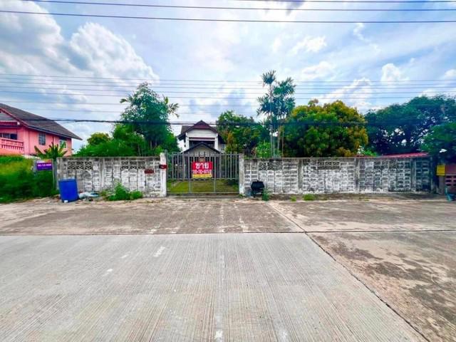 ที่ดิน 162ตรว. ซอยรามคำแหง182 ใกล้ ตลาดมีนบุรี ถนนรามคำแหง ถนนเสรีไทย ถนนสุวินทวงศ์ รถไฟฟ้าสายสีส้ม เคหะราม ตรงข้าม โลตัส 