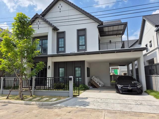 ให้เช่าบ้านเดี่ยว 2ชั้น เซนโทร บางนา-ศรีนครินทร์  เนื้อที่ 70 ตรว พื้นที่ใช้สอย 300 ตรม Fully Furnished ทำเลทอง 3นาทีถึง Mega Bangna