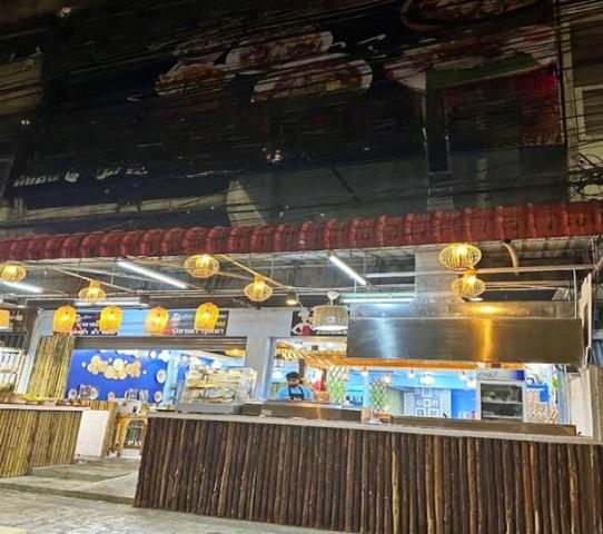 ร้านอาหาร อาคาร 2 คูหา 3.5 ชั้น แม็คโคร โลตัส มอลล์ สมุทรปราการ 300ม. BTS ปากน้ำ 1กม รวมชั้นลอย  วิวแม่น้ำเจ้าพระยา 