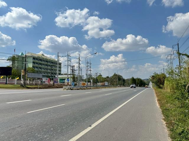 ขายที่ดินเปล่าติดถนนสุขุมวิท จันทบุรี หน้ากว้างติดถนนสุขุมวิทมุ่งหน้าจังหวัดตราด