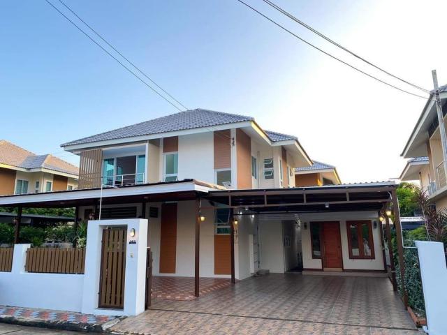 โซนหางดง #ขายพร้อมผู้เช่า 4.19 ล้าน 60 ตรว. บ้านเดี่ยว 2 ชั้น รีโนเวทใหม่ เฟอร์นิเจอร์ครบ พร้อมเข้าอยู่ น้ำไม่เคยท่วม