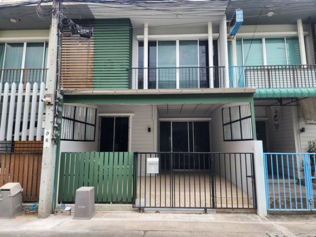 ขาย ทาวน์โฮม 2 ชั้นปรับปรุงใหม่ หมู่บ้านแกรนดิตี้ บางบัวทอง ขนาด 18 ตร.ว. ใกล้เซ็นทรัลเวสเกต