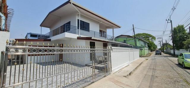 ให้เช่าบ้านเดี่ยว 2 ชั้น 300 ตรม. หมู่บ้านเสนานิเวศน์ ย่านเสนานิคม ประเสริฐมนูญกิจ โชคชัย 4