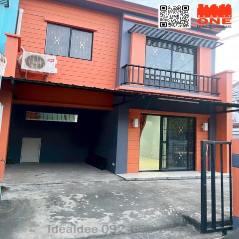  ขายด่วน ทาวน์เฮ้าส์ 2 ชั้น ม.พฤกษา 52/1 พหลโยธิน-นวนคร หลังริม ราคาถูก ได้เนื้อที่มากกว่า เข้าจากถนนพหลโยธินเพียง 500 เมตร  