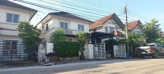 ขายบ้านที่หมู่บ้าน อารีน่าชวนชื่น รามอินทรา คู้บอน 27 บางเขน กรุงเทพมหานคร 