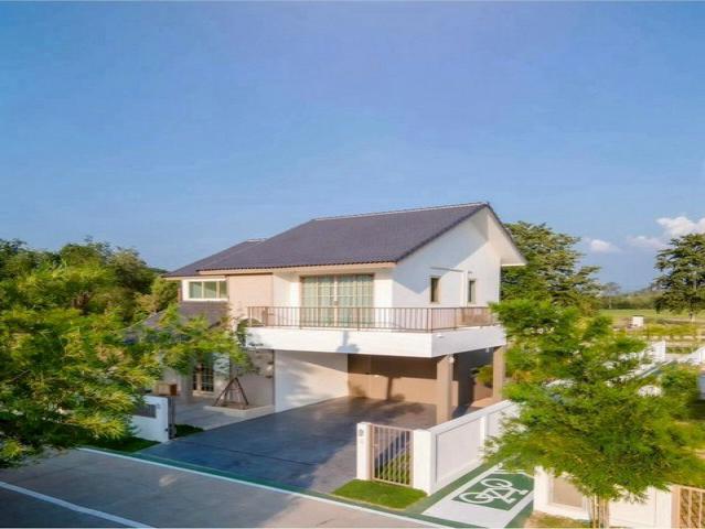 บ้านสร้างใหม่ 2 ชั้น สไตล์ญี่ป่น เรียบง่าย อบอุ่น ดอยสะเก็ด