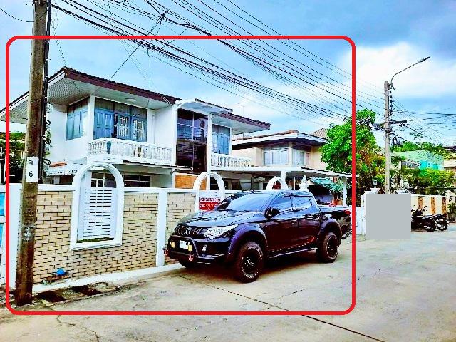  รร.นานาชาติสองภาษาลาดพร้าว 900ม.MRT ลาดพร้าว101 700 ม.ให้เช่าคฤหาสน์ 2 ชั้น กว้าง ใหญ่  70ตร.วา. 280ตร.ม. 4นอน เดอะมอลล์ บางกะปิ 1.5 กม.
