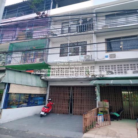 townhouse ขายพร้อมผู้เช่า ทาวน์เฮ้าส์ 4 ชั้น (มีดาดฟ้า) ซ.อิสรภาพ (ใกล้วงเวียนใหญ่) 12.3 ตร.ว. 3 น 3 น้ำ ราคา 6.5 ล้านบาท  ขนาด = 12 SQ.WA 6500000 BAHT   เงียบสงบ