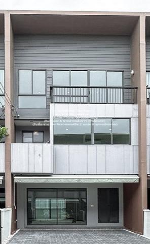 ทาวน์เฮาส์ ขายทาวน์โฮม 3 ชั้น รีโนเวทใหม่ ถ.ศรีนครินทร์-ร่มเกล้า 18.1 3 น 3 น้ำ 2 จอดรถ ราคา 4.29 ล้านบาท 18 ตาราง.วา 3 Bedroom 3 ห้องน้ำ 4290000 THAI BAHT ดีดี