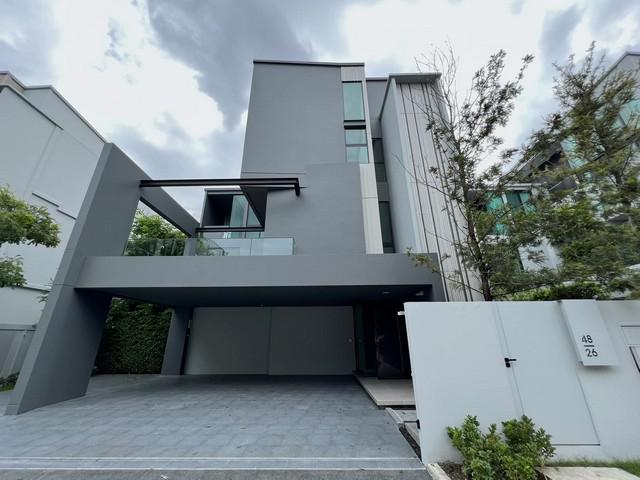 ให้เช่าบ้านเดี่ยว 3ชั้น โครงการ VIVE กรุงเทพกรีฑา ขนาด 81.6 ตรว 421 ตรม พร้อมลิฟท์ส่วนตัว (บ้านเปล่าพร้อมยกเฟอนิเจอร์เข้าอยู่ได้เลย )