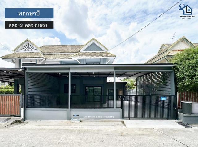 lN-032 ขายบ้านแฝด 2 ชั้น พฤกษาบี คลอง3 คลองหลวง พื้นที่ 45 ตรว 4นอน 2น้ำ มีห้องนอนชั้นล่าง จอดรถในบ้านได้ 2 คัน 