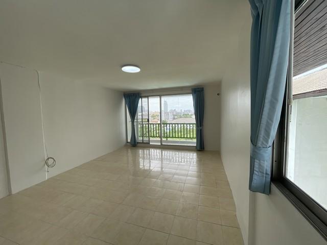 ขายคอนโดซิตี้ วิลล่า City Villa ตึก F1 ชั้น 9 ซ.ลาดพร้าว 126 ห้องมุม ใกล้ MRT ลาดพร้าว 101