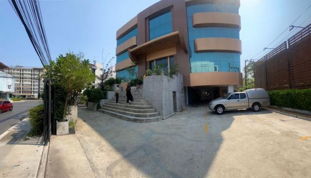 ให้เช่า Office Stan alone พื้นที่1500 sq.m.ทาวน์อินทาวน์ สามารถจดทะเบียนบริษัทได้