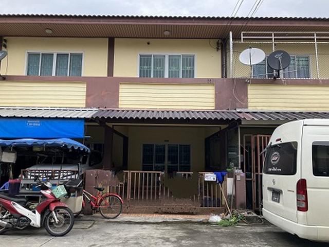 ขายทาวน์เอ้าส์หมู่บ้าน กลางเมือง ถนนเทศบาล 1 ตำบลปลวกแดง อำเภอปลวกแดง จังหวัดระยอง