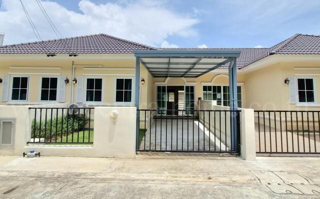 ทาวน์โฮม ดีญ่า วิลเลจ วงแหวน - ลำลูกกา คลอง 5 ลาดสวาย