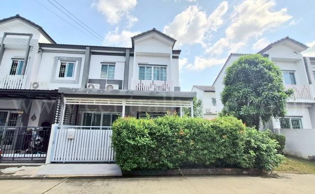 ทาวน์โฮม ไลโอ นอฟ ดอนเมือง - แจ้งวัฒนะ 150 ตารางเมตร หลังริม 