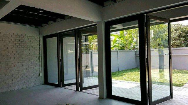 P931 ให้เช่าบ้าน หมู่บ้าน ต.รวมโชค  ใกล้MRTโชคชัย4 เลียบด่วน เหมาะทำโฮมออฟฟิศ อยู่อาศัย ตกแต่งแบบโมเดิร์น โปร่ง ร่มรื่น