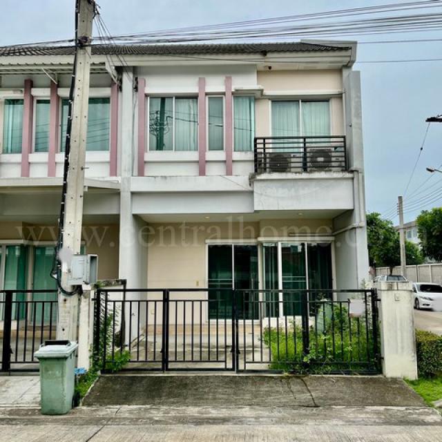 ทาวน์โฮม วิสต้า ปาร์ค สาทร - ปิ่นเกล้า หลังมุม บางขุนกอง