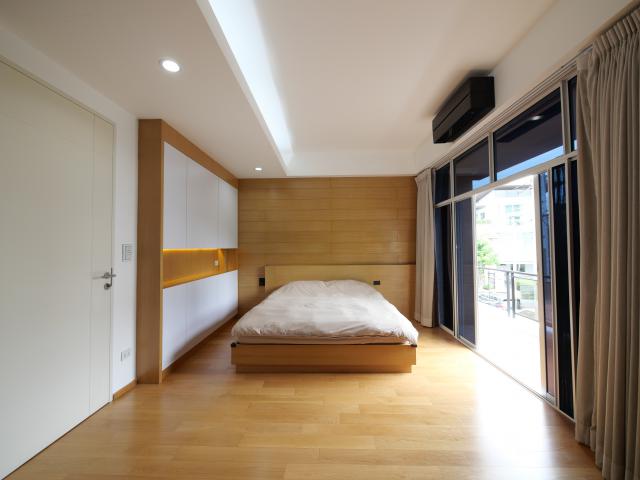 ให้เช่า/ขาย บ้านเดี่ยว 3 ชั้น โครงการ เนอวานา บียอนด์ ไลท์ พระราม 9 เขตสะพานสูง จังหวัดกรุงเทพมหานคร