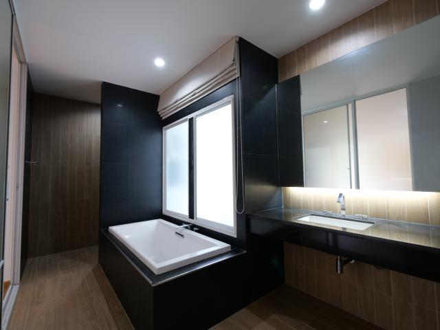 ให้เช่า/ขาย บ้านเดี่ยว 3 ชั้น โครงการ เนอวานา บียอนด์ ไลท์ พระราม 9 เขตสะพานสูง จังหวัดกรุงเทพมหานคร