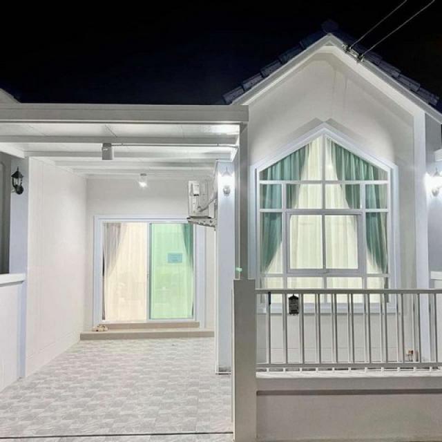 Vายทาวน์โฮมชั้นเดียว หนองน้ำเย็น ใกล้มาบตาพุด ระยอง 