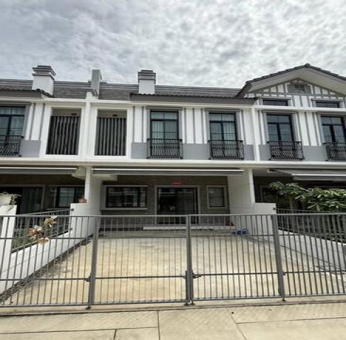 ให้เช่าทาวน์โฮม 2 ชั้น 21 ตรว. โครงการอินดี้ 5 ( INDY 5 ) บางนา กม.7 ตกแต่งครบพร้อมอยู่