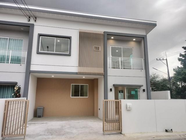 รหัสC6838 ให้เช่าทาวน์โฮม 2ชั้น ย่านถนนรังสิต-นครนายก คลองสอง ปทุมธานี
