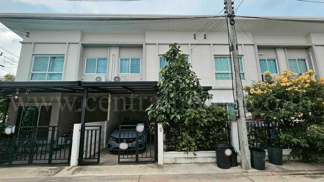 ทาวน์โฮม เจ ทาวน์ เอ็กคลูซีฟ รังสิต - คลอง 1 บ้านสวย พร้อมอยู่