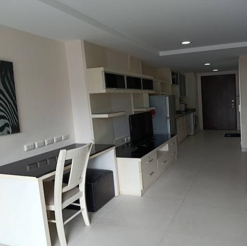 The Trendy Sukhumvit 13 comfortable private quiet 10th floor BTS Nana