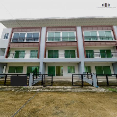 ทาวน์โฮมมือ1!! ใกล้เซ็นทรัลเวสต์วิลล์!! ขาย บ้าน ทาวน์โฮม 3 ชั้น 17.5 ตร.ว. โครงการ Royal Home ราชพฤกษ์ ทำเลดีใกล้ ราชพฤกษ์ สวนผัก บางกรวย 