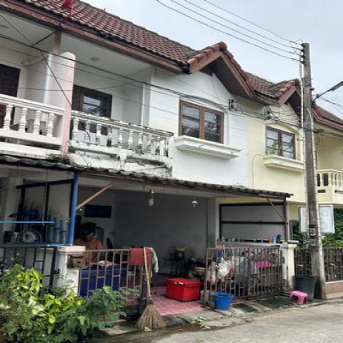 ทำเลดีกว่านี้ไม่มีอีกแล้ว ซื้อปุ๊บ มีเงินเข้าปั๊บ สำหรับนักลงทุน ทาวน์โฮม 2 ชั้น ขายพร้อมผู้เช่า ซอยดิษพล 1 ใกล้ โลตัส ชลบุรี ตึกคอม 