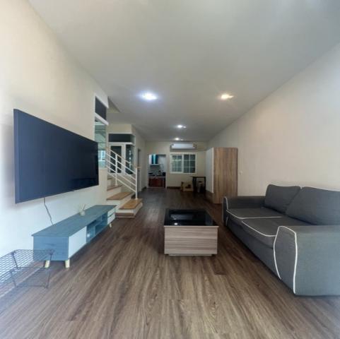 P974 ให้เช่า ทาวน์เฮ้าส์ 2 ชั้น หมู่บ้าน โกลเด้น ทาวน์ 3 บางนา-สวนหลวง Golden Town 3 Bangna-Suanluang