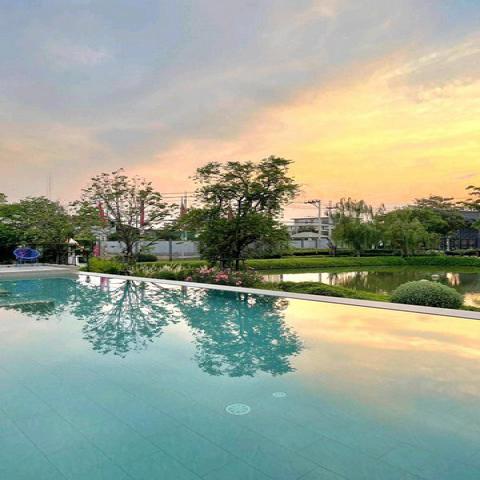 ทาวน์โฮม2ชั้น ให้เช่า 17ตารางวา สิริเพลส ใกล้ เมกาบางนา