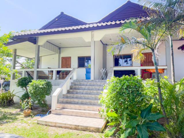 ทาว์นเฮ้า 1 ห้องนอน ว่างให้เช่า ใกล้หาดตำบลแม่น้ำ อำเภอเกาะสมุย สุราษฎร์ ที่พักในเกาะสมุย ที่พักรายเดือน บ้านเช่าเกาะสมุย 